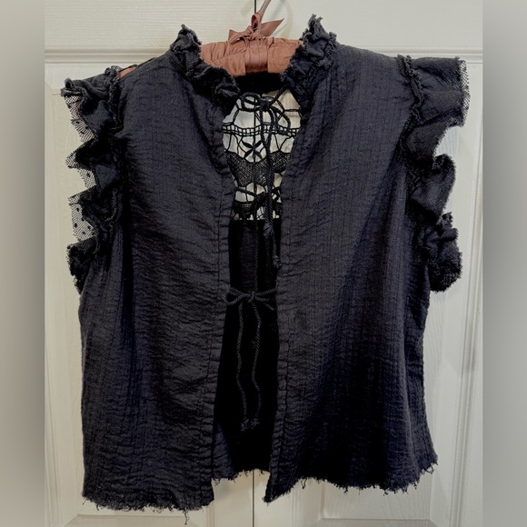 Free People Simply Smiles Crochet Tie-Back Black Top – XS – EUC - Picture 4 of 11
